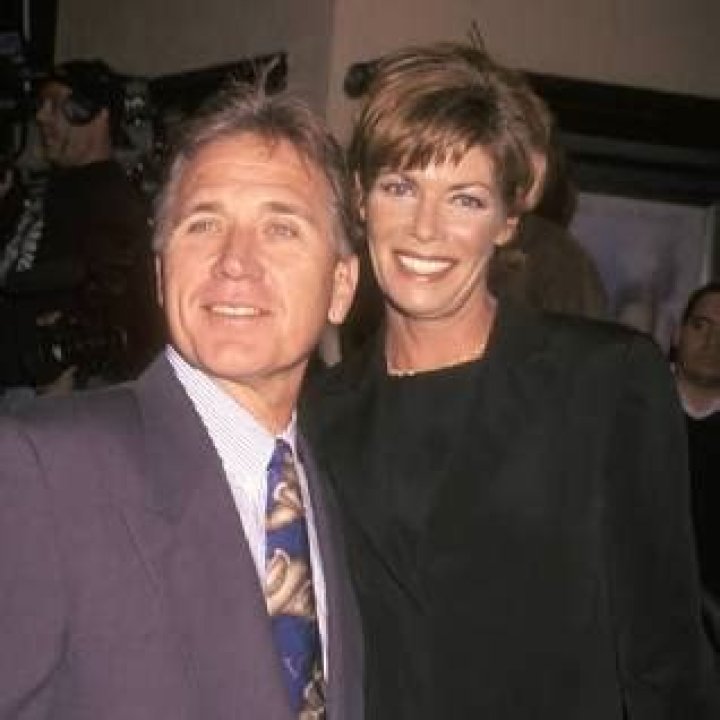 All About Kelly Mcgillis Weight Loss, Net Worth & Husband