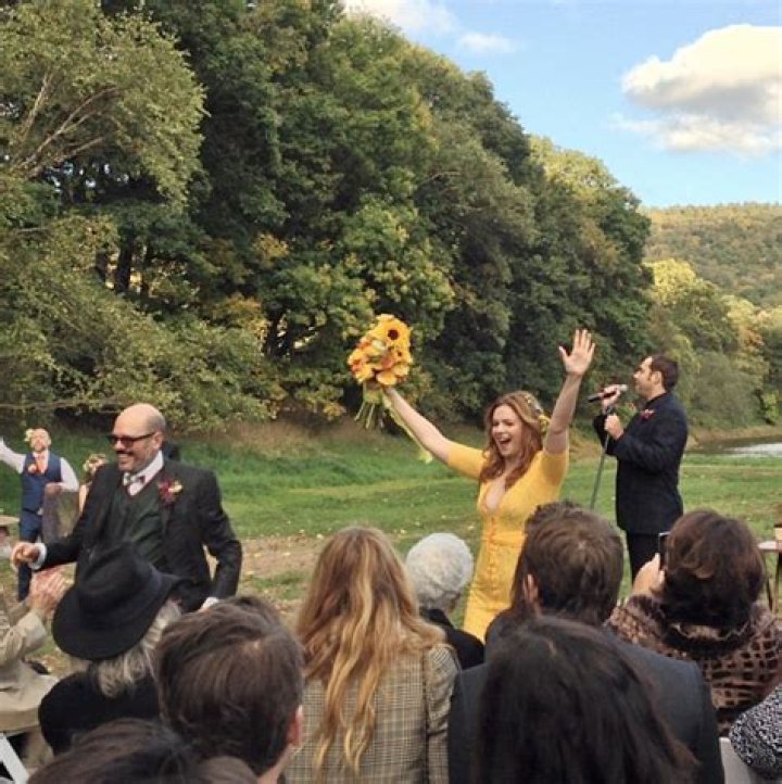 Amber Tamblyn (29) married David Cross (48) over the weekend