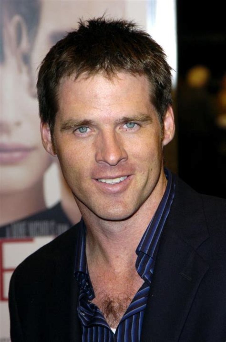 American actor Ben Browder at StarFest Denver! Know about his married life, children and net worth