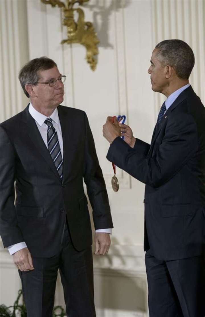 Arthur Levinson Net Worth - Wiki, Age, Weight and Height, Relationships, Family, and More