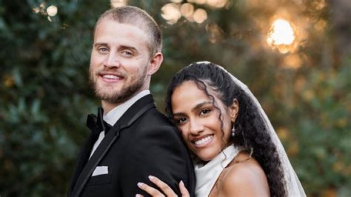 Bachelor Alum Teddi Wright Engaged to Boyfriend Nicholas!