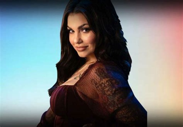 Bailey Sarian Bio (Wiki) 