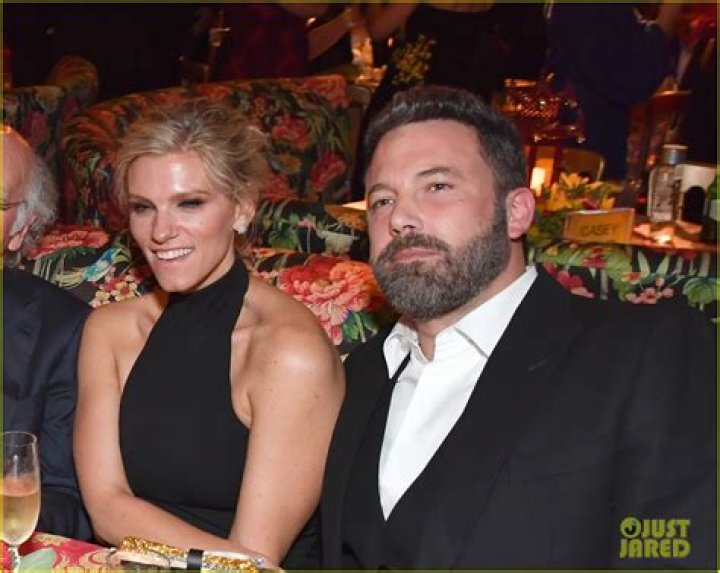 Ben Affleck & Lindsay Shookus are in Maine, were spotted twice at liquor store