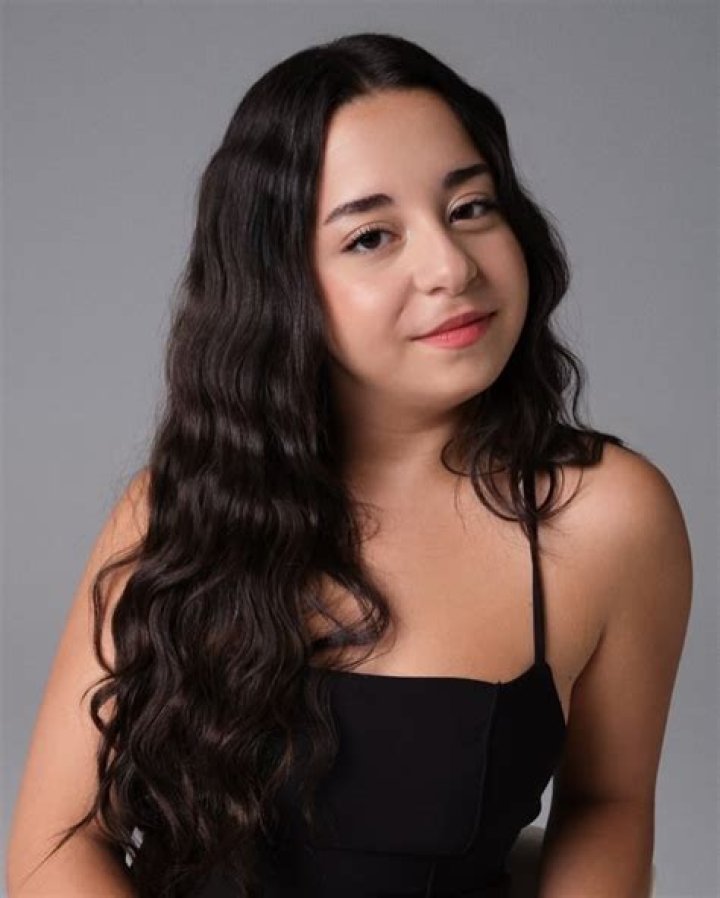 Beren Gokyildiz Bio (Wiki) 