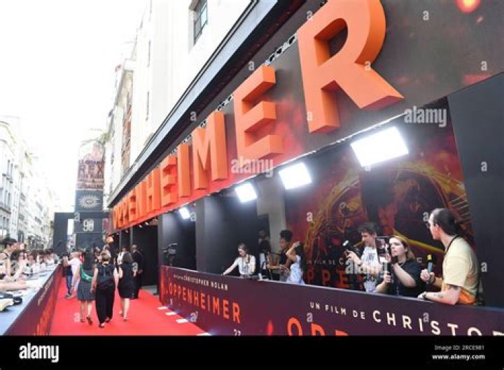 bitchy | ‘Oppenheimer’ Premiere In Paris
