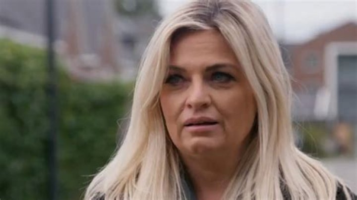 Bobbi Eden Net Worth - Wiki, Age, Weight and Height, Relationships, Family, and More