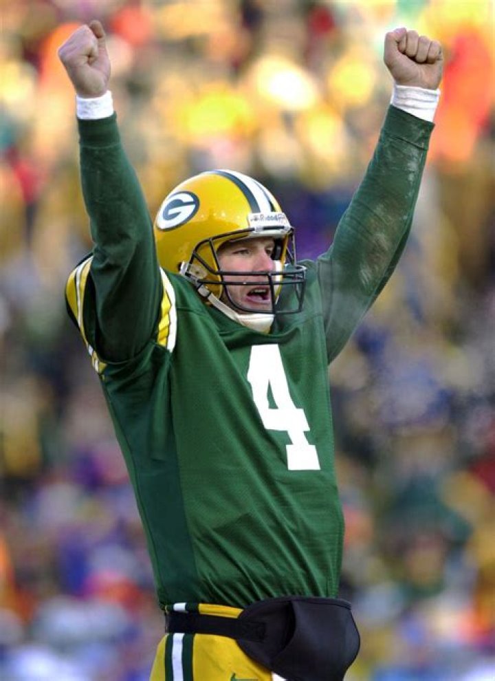 Brett Favre height and weight