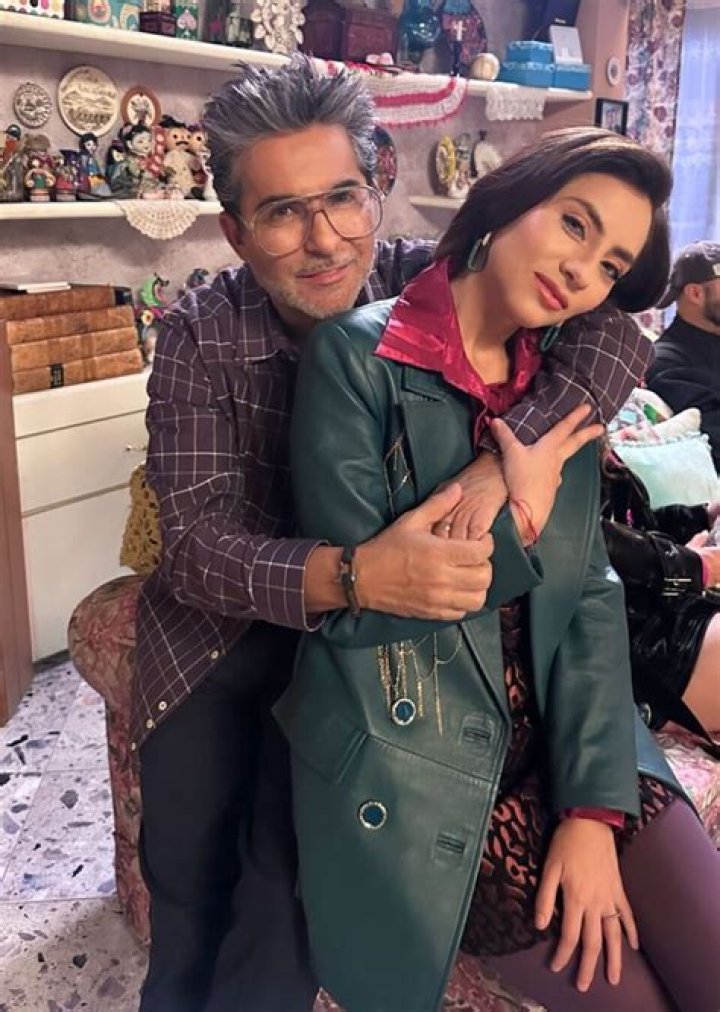 Camila Araiza - Age, Family, Bio