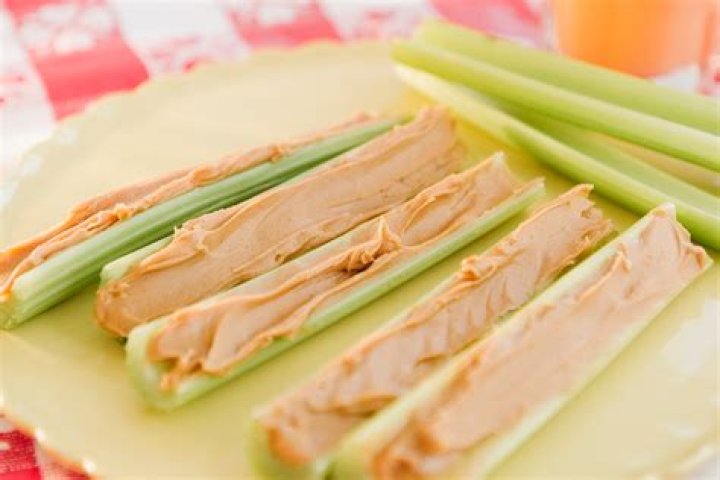 Can you lose weight eating celery and peanut butter?