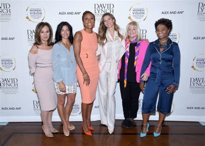 Carolyn Rafaelian Net Worth - Wiki, Age, Weight and Height, Relationships, Family, and More