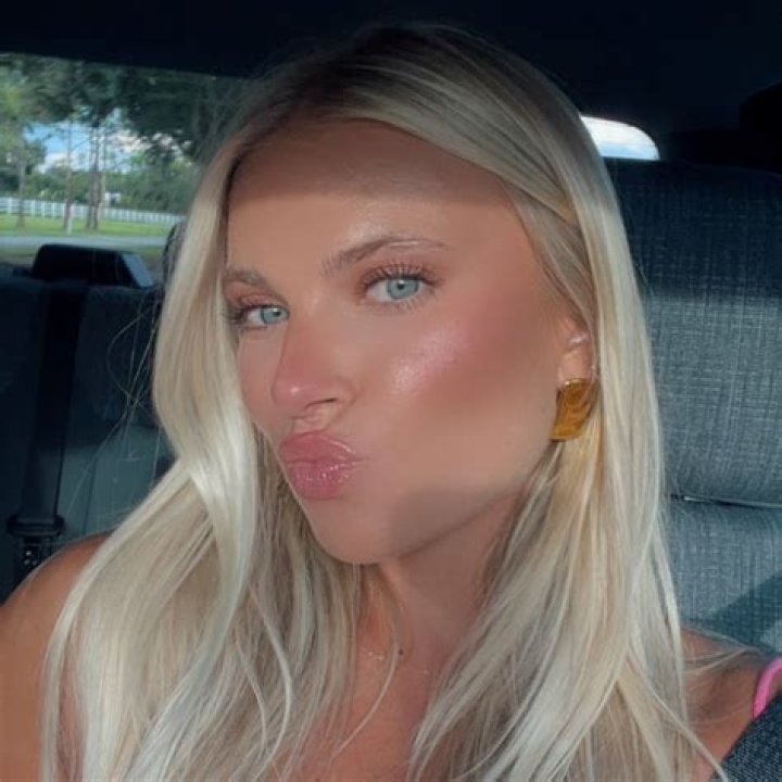 Cayla Koshar - Age, Family, Bio