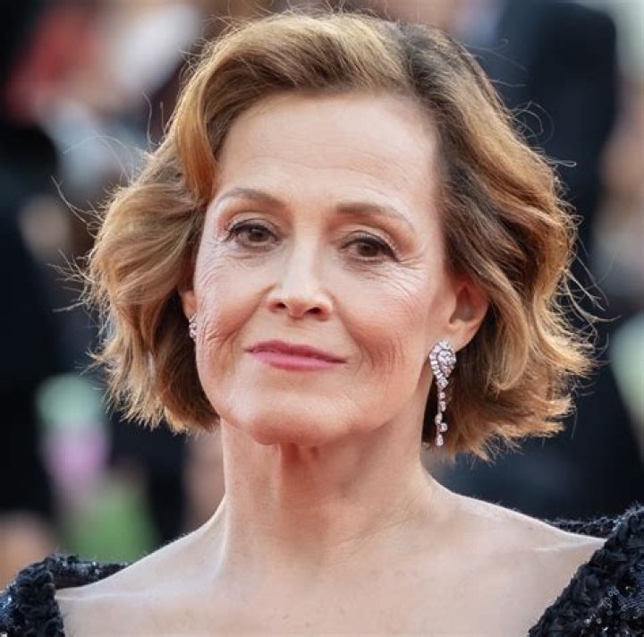 Celebrities who are 45 years old