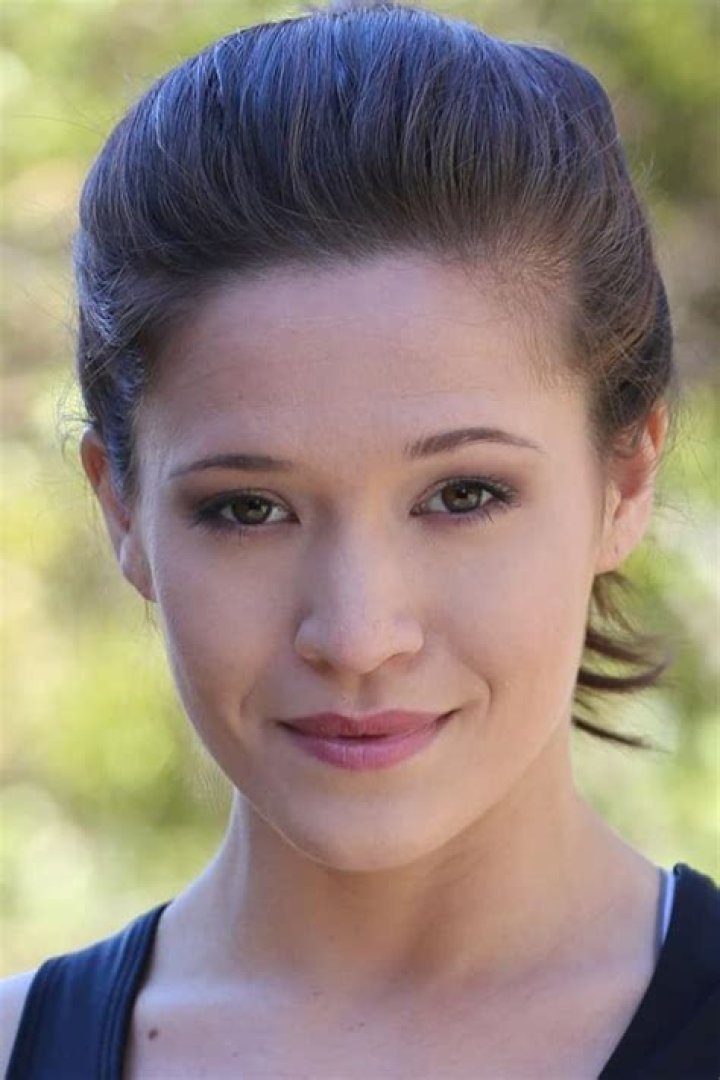 Chelle Ramos Bio (Wiki) 