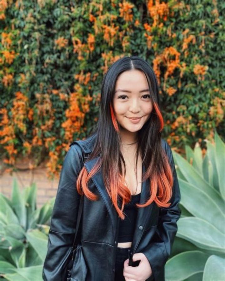 Chelsea Zhang Bio (Wiki) 