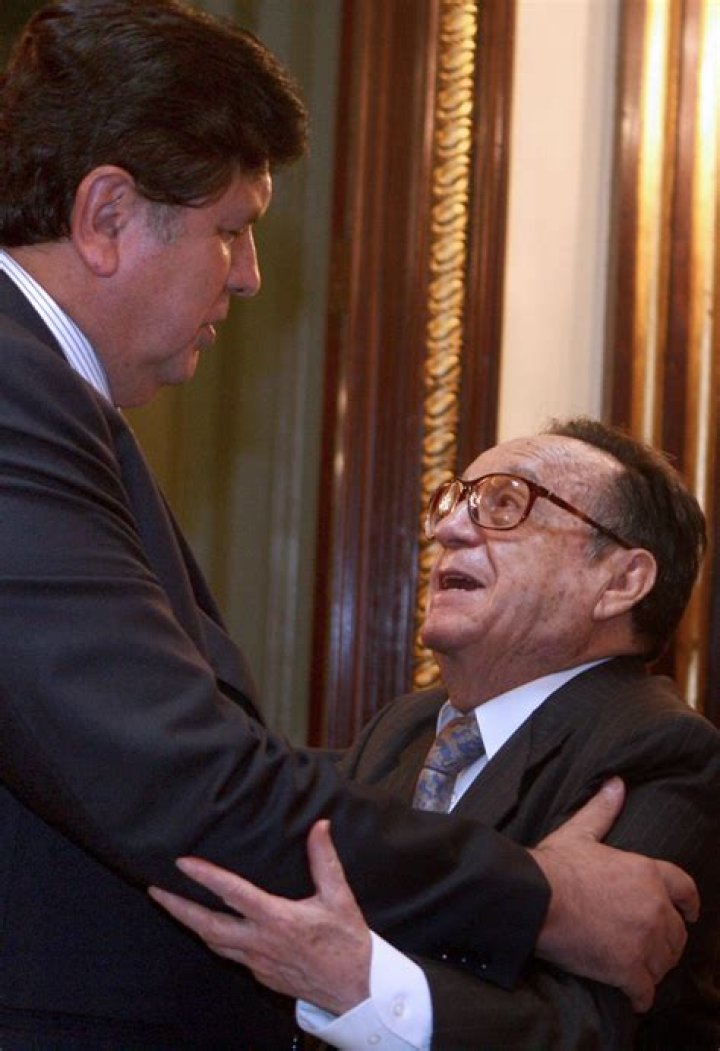 Chespirito Net Worth - Wiki, Age, Weight and Height, Relationships, Family, and More