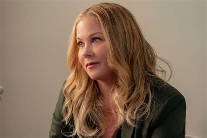 Christina Applegate on turning down Legally Blonde: Reese did a much better job