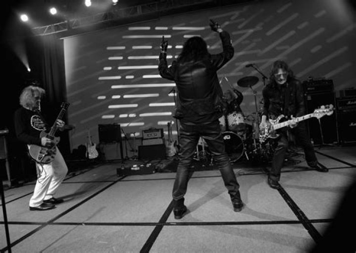 Dennis Dunaway Net Worth - Wiki, Age, Weight and Height, Relationships, Family, and More