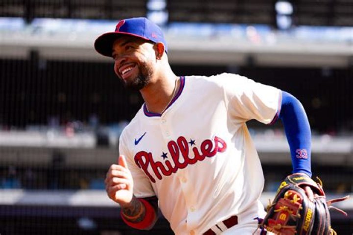 Edmundo Sosa - Age, Family, Bio