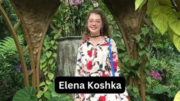 Elena Semikina - Age, Family, Bio