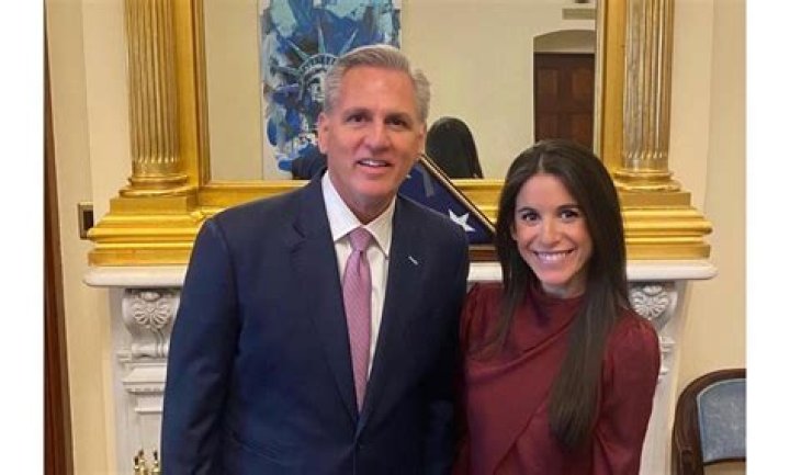 Fox News: Brooke Singman Wikipedia Bio Age Husband And Salary