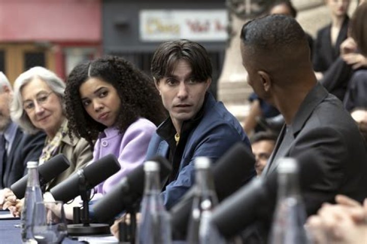 Gideon Glick Bio (Wiki) 