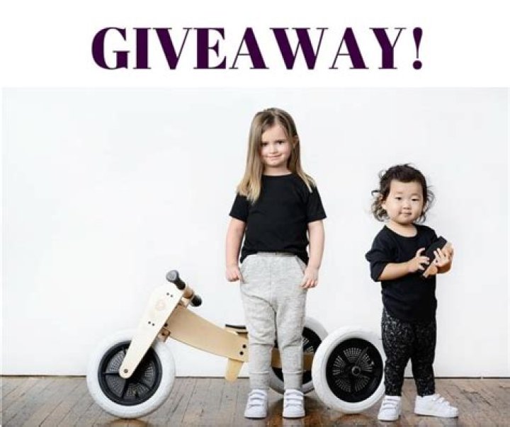 Gwen Stefani to design iddy biddy baby shoes