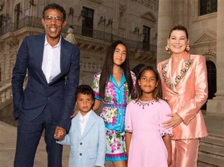 Hilary Bird And Her Husband, Simon Mayo Shares Three Children; Their Wedding And Children's Details