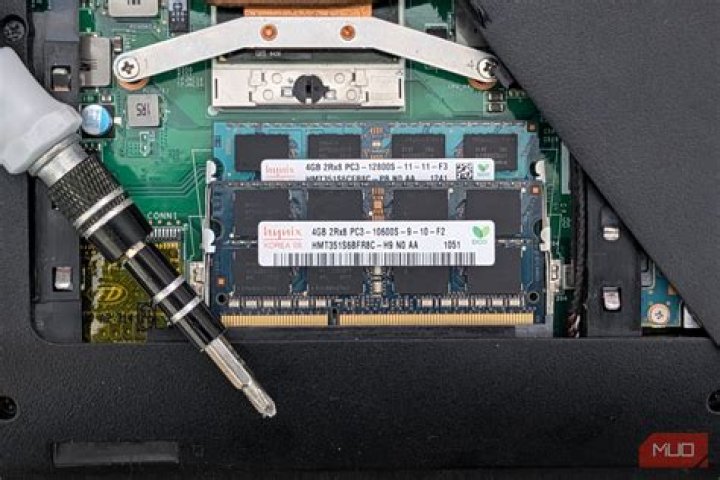 How do I change the RAM in my Lenovo Yoga?