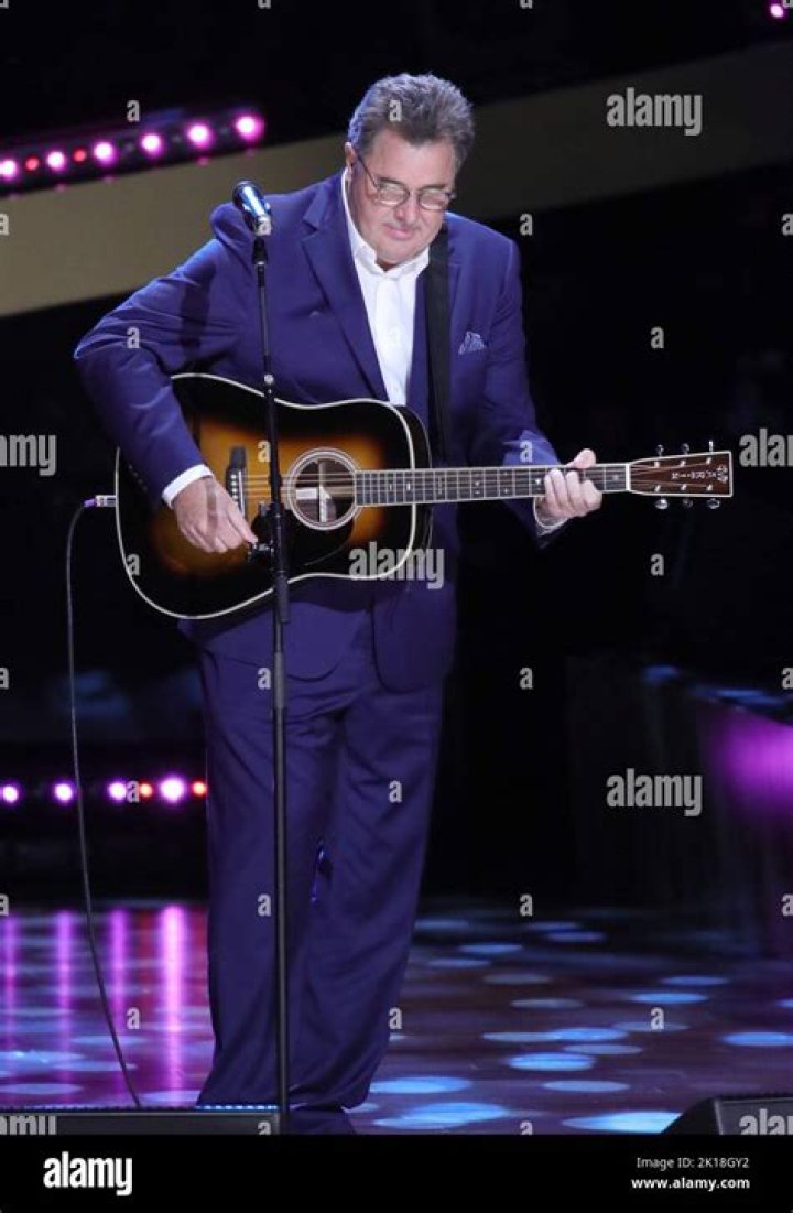 Ian McKellan kissed Patrick Stewart on stage at the Empire Awards