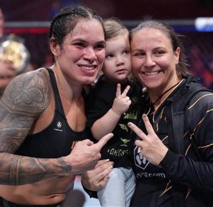 Is Istela Nunes Related To Amanda Nunes? Family Tree And Ethnicity