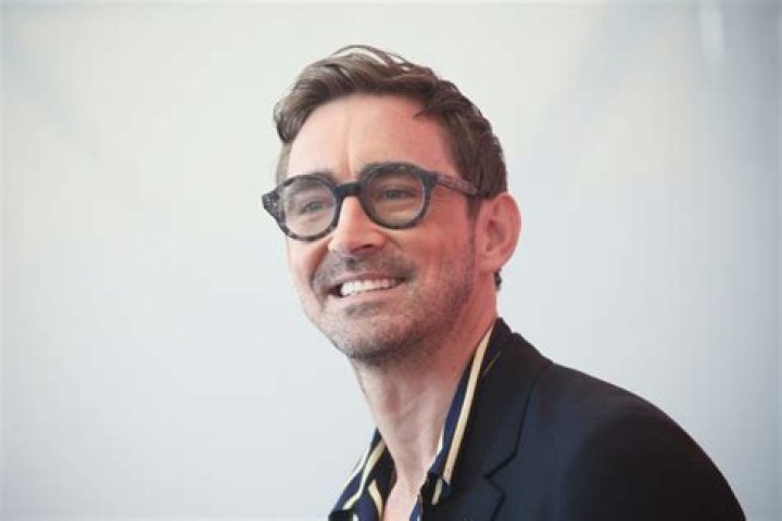 Is Lee Pace really Gay? All the Past Relationship and he has been associated with! Check out!