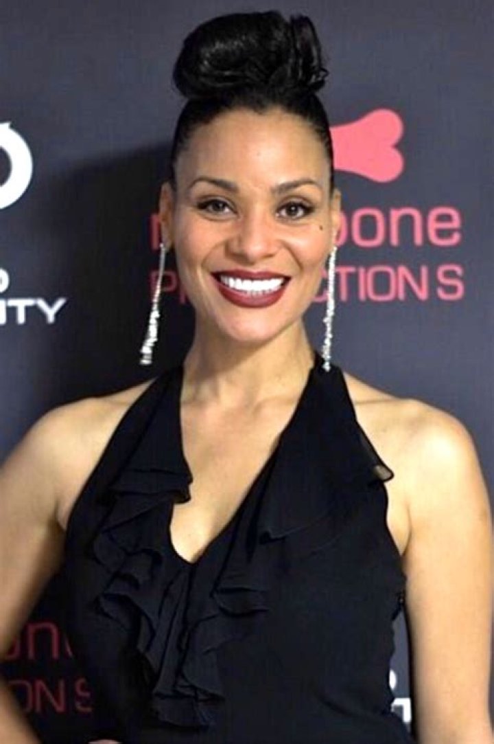 Jaqueline Fleming Bio (Wiki) 