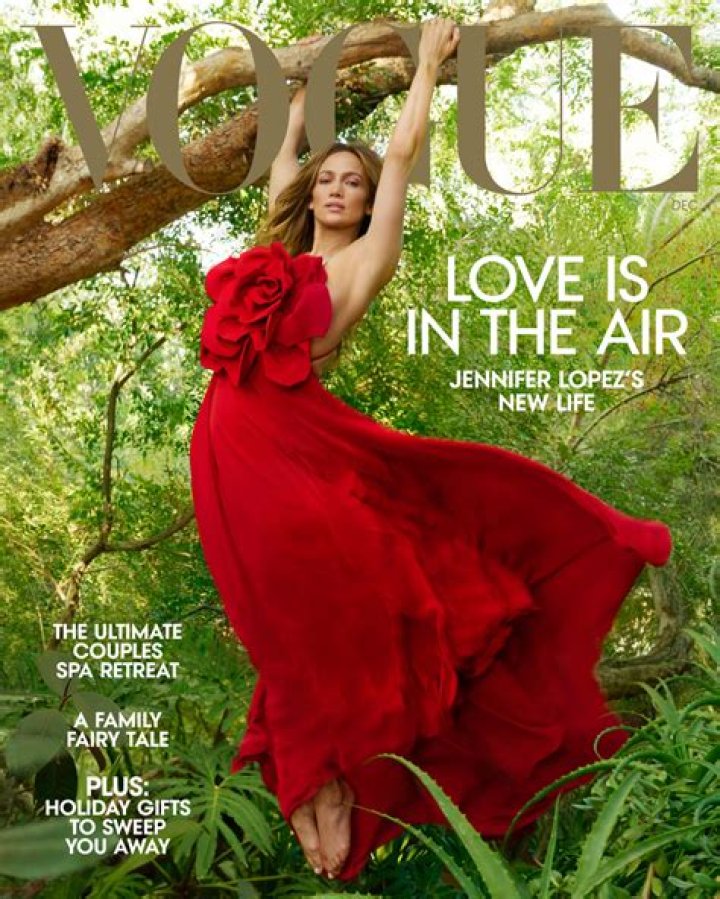 Jennifer Lopez covers the September issue of Vanity Fair, not Linnocent