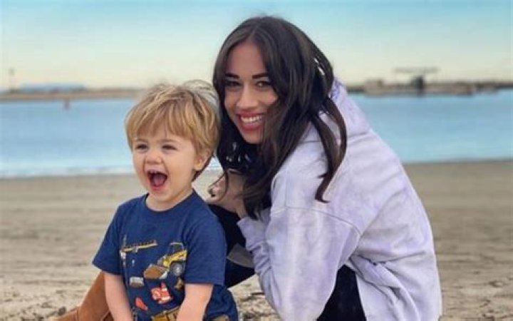 Jessica Ballinger (TikTok Star) - Age, Family, Bio