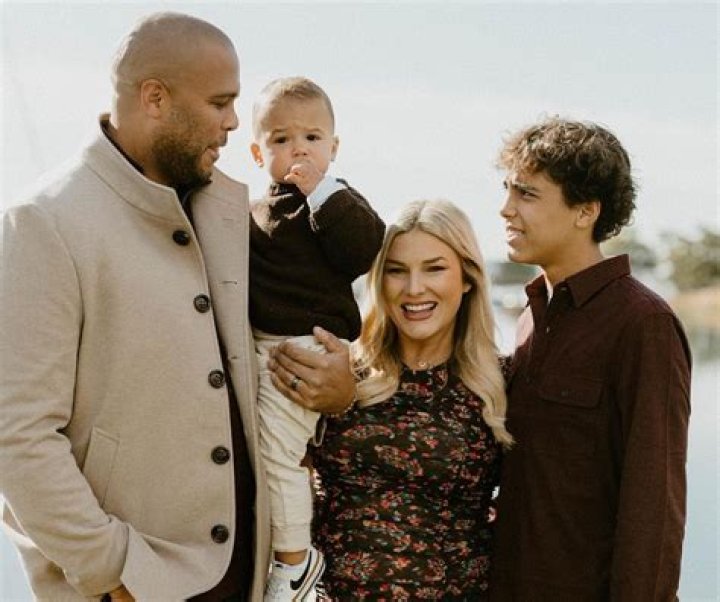 Jessica Shea - Age, Family, Bio