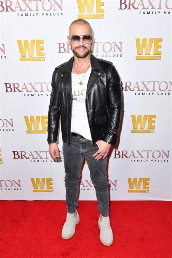 Joey Lawrence Net Worth - Wiki, Age, Weight and Height, Relationships, Family, and More