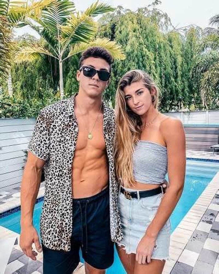 Journey Of Famous YouTube Couple Josh Brueckner and Katie Betzing From Their First Meeting To Their Engagement!