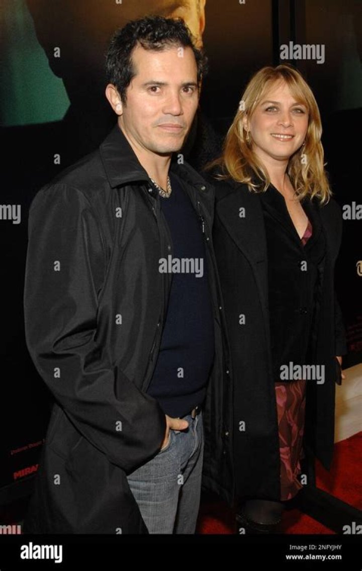 Justine Maurer Bio (Wiki) 