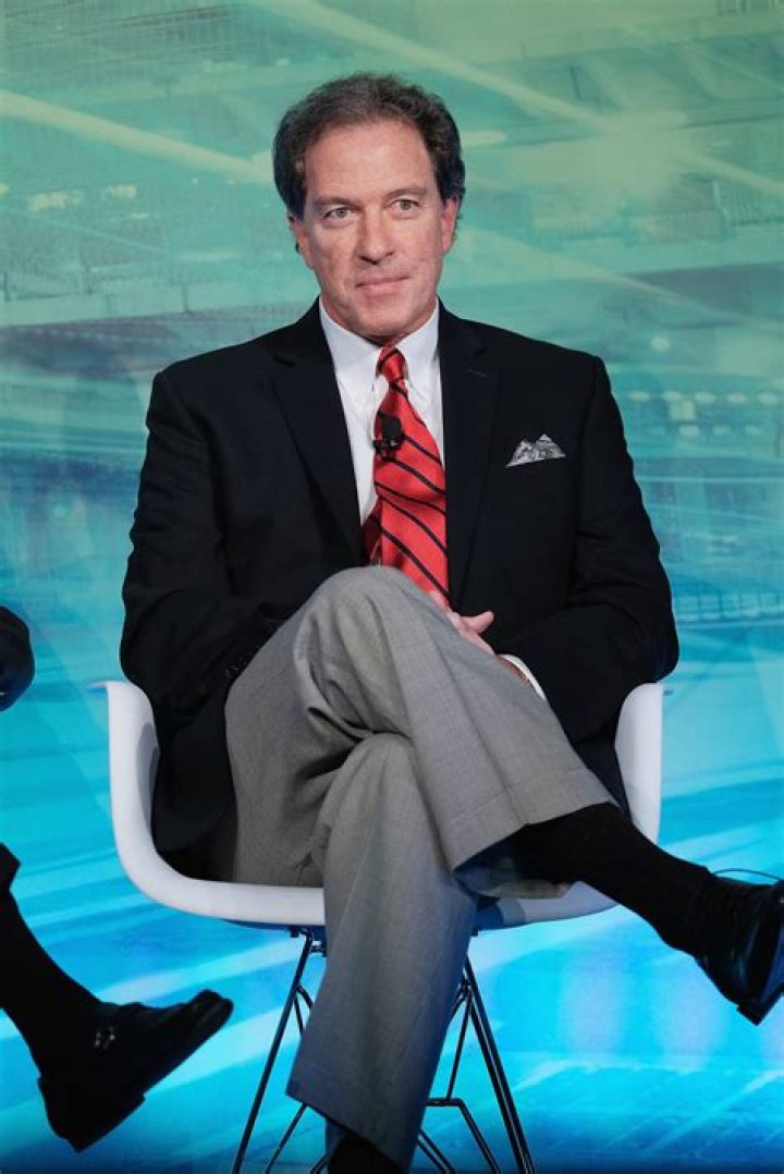 Kevin Harlan Net Worth - Wiki, Age, Weight and Height, Relationships, Family, and More