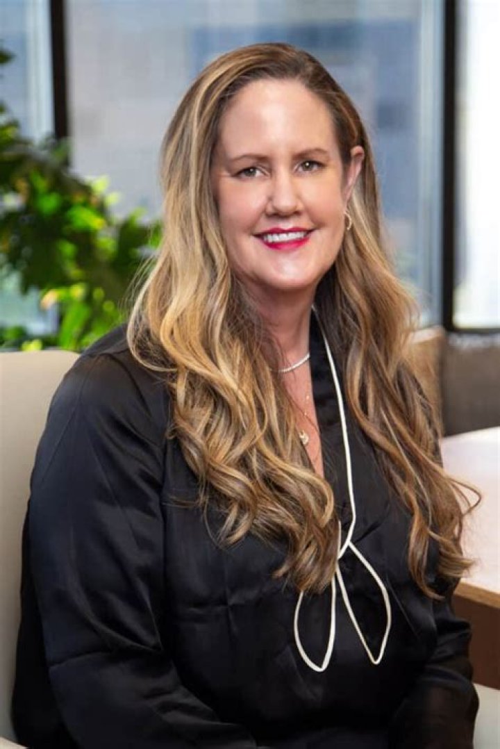 Kimberly Gardner Bio (Wiki) 