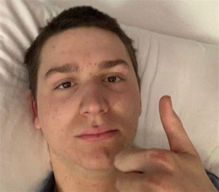 Kira Twitter Face Reveal: How Does He Look? Wikipedia And Age