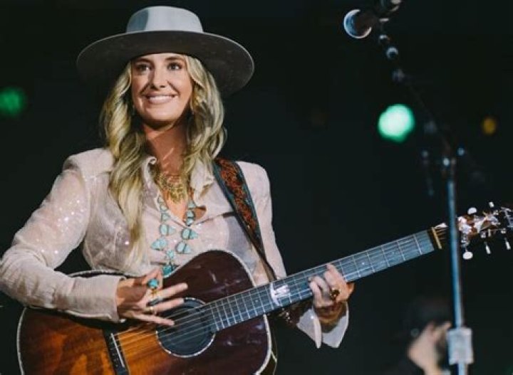 Lainey Wilson Children: Does She Have A Son Or Daughter? Relationship History And Family