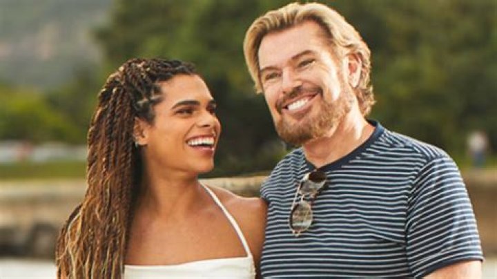 Lesser Known Facts About The CNBC Retail Reporter Courtney Reagan!! Know About Her On-Screen Proposal, Relationship