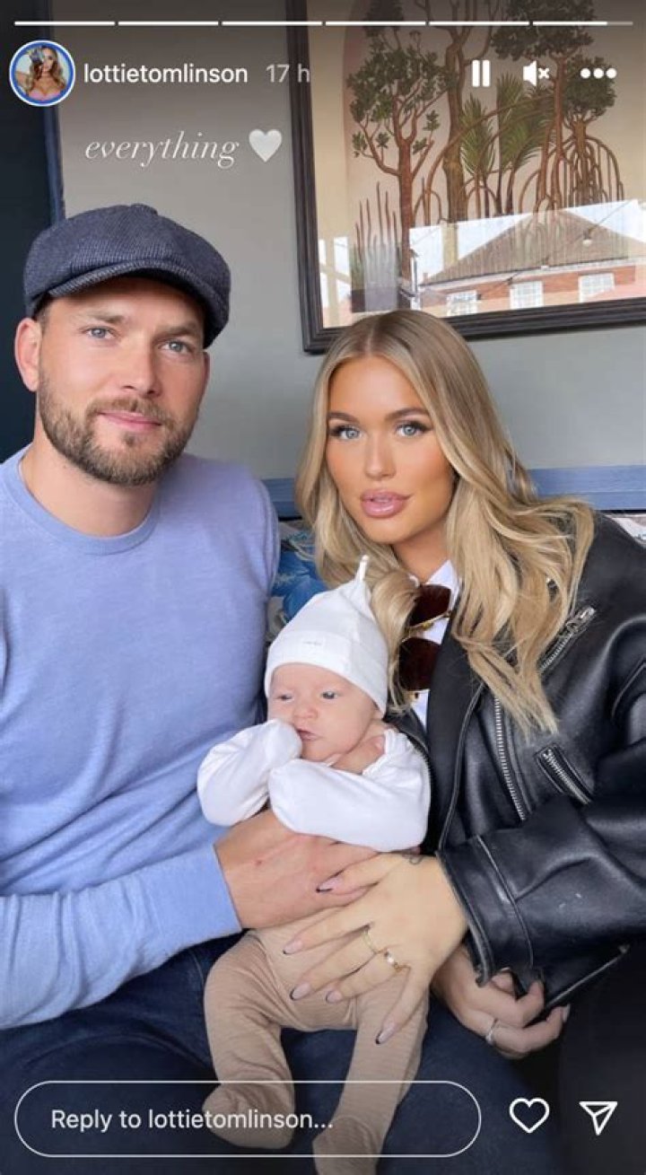 Lottie Tomlinson - Age, Family, Bio