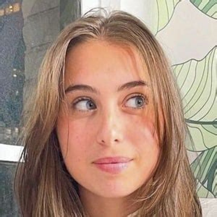 Margo Oshry - Age, Family, Bio