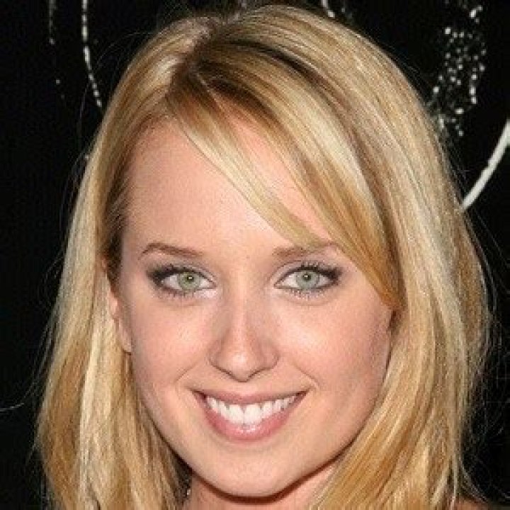 Megan Park Bio (Wiki) 