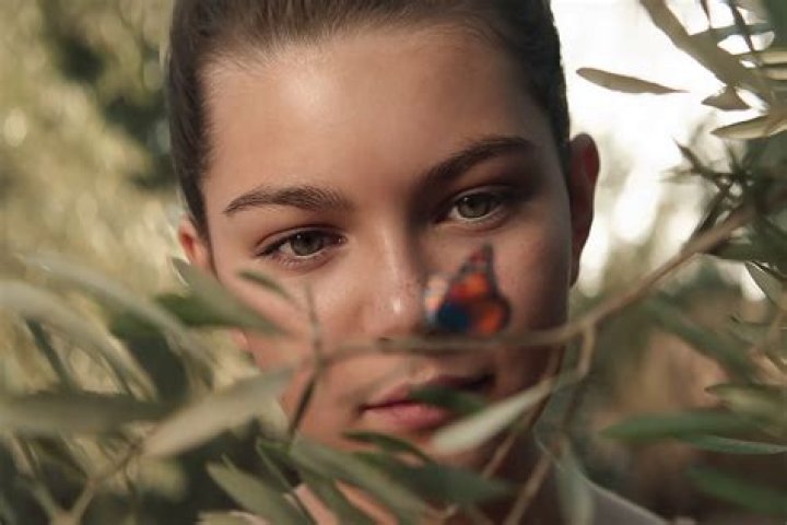 Mila Harris - Age, Family, Bio