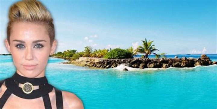 	Miley Cyrus vacations in the Bahamas without Liam Hemsworth: strange?	