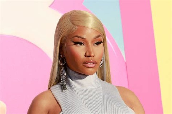 Nicki Minaj doxxed two reporters over vaccines & weaponized her Barbz