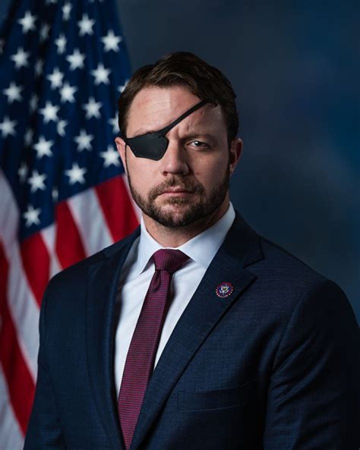 Pete Davidson apologized to Lt Com Dan Crenshaw, who called him a troll (update)